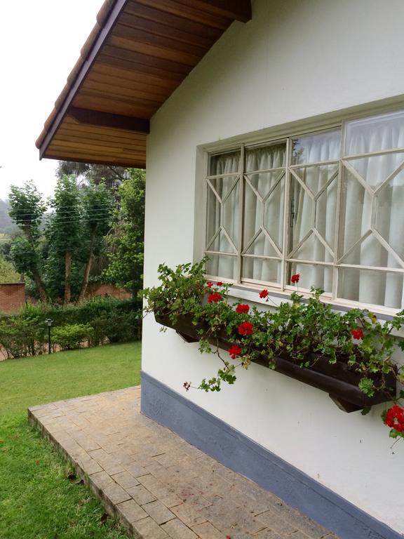 Chale Aconchegante Villa Monte Verde  Exterior photo