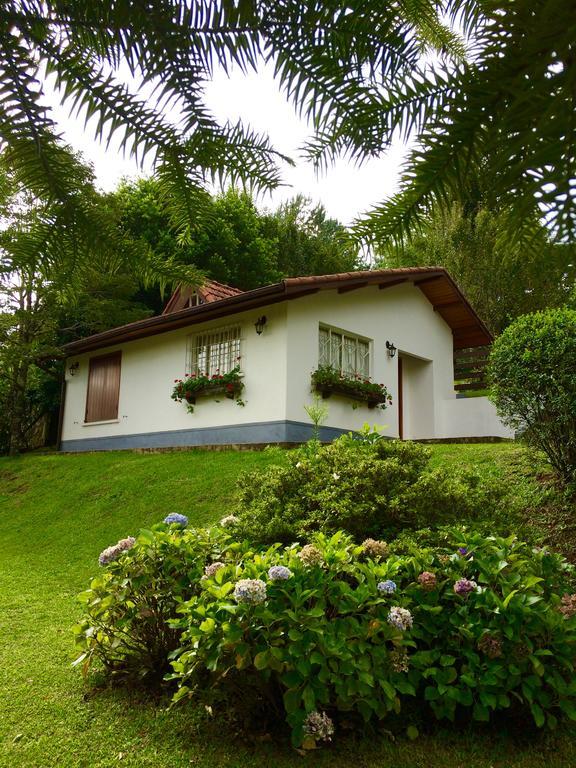 Chale Aconchegante Villa Monte Verde  Exterior photo